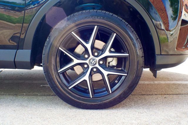 2017 Toyota RAV4 LocalTrade/SE-AWD/HeatedSeats/PowerMoonroof/BackupCamera - 23008391 - 52