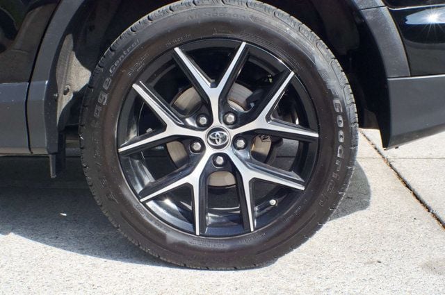 2017 Toyota RAV4 LocalTrade/SE-AWD/HeatedSeats/PowerMoonroof/BackupCamera - 23008391 - 54