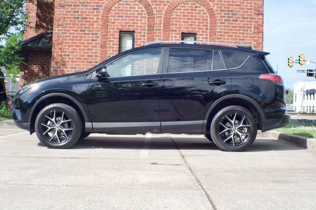 2017 Toyota RAV4 LocalTrade/SE-AWD/HeatedSeats/PowerMoonroof/BackupCamera - 23008391 - 6