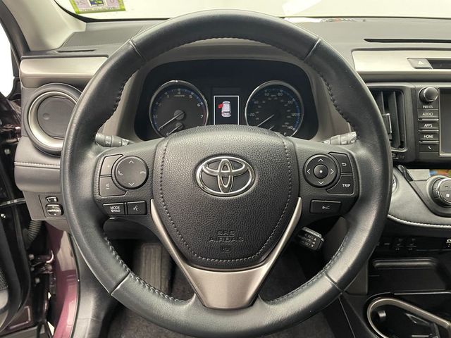 2017 Toyota RAV4 Platinum FWD - 22937507 - 20