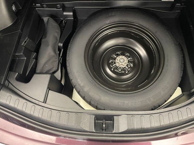 2017 Toyota RAV4 Platinum FWD - 22937507 - 37