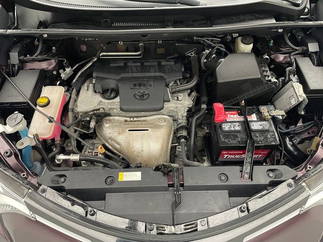 2017 Toyota RAV4 Platinum FWD - 22937507 - 41