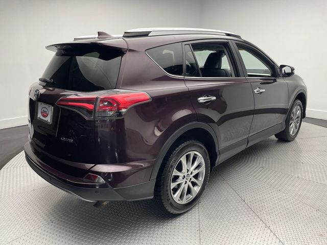 2017 Toyota RAV4 Platinum FWD - 22937507 - 4