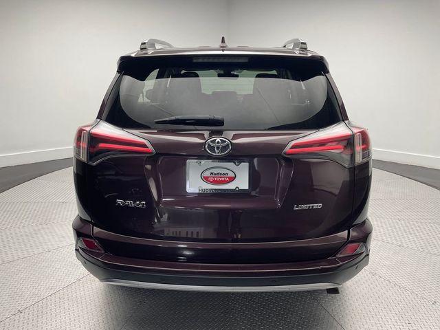 2017 Toyota RAV4 Platinum FWD - 22937507 - 5