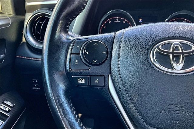 2017 Toyota RAV4 SE AWD - 22937787 - 20