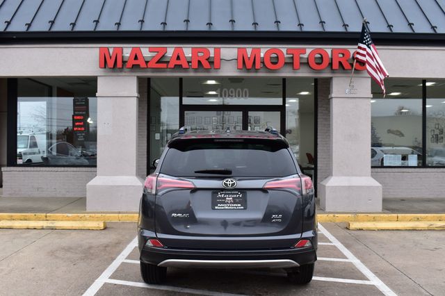 2017 Toyota RAV4 XLE AWD - 22965079 - 9