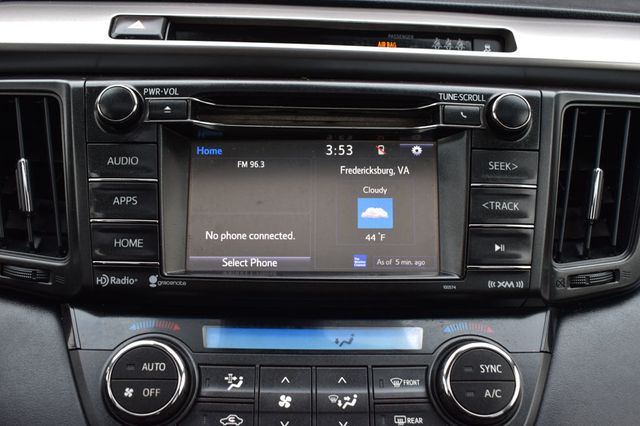 2017 Toyota RAV4 XLE AWD - 22965079 - 31