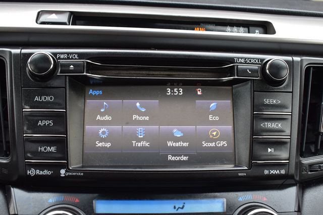 2017 Toyota RAV4 XLE AWD - 22965079 - 32