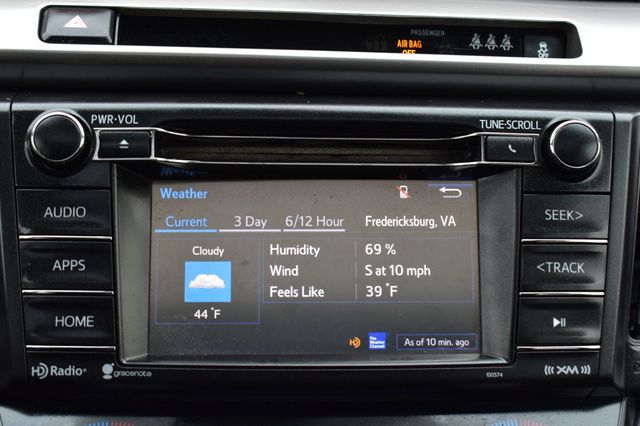 2017 Toyota RAV4 XLE AWD - 22965079 - 34