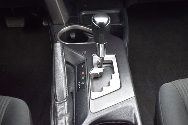 2017 Toyota RAV4 XLE AWD - 22965079 - 35
