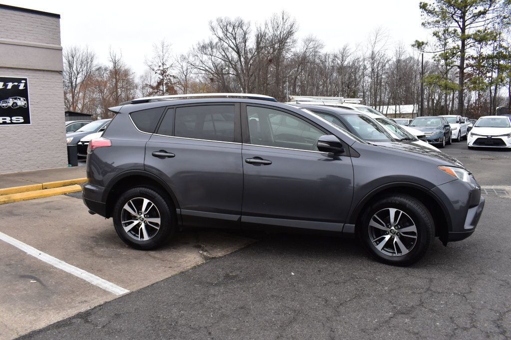 2017 Toyota RAV4 XLE AWD - 22965079 - 3