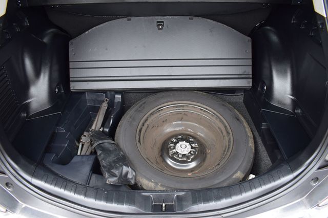 2017 Toyota RAV4 XLE AWD - 22965079 - 45