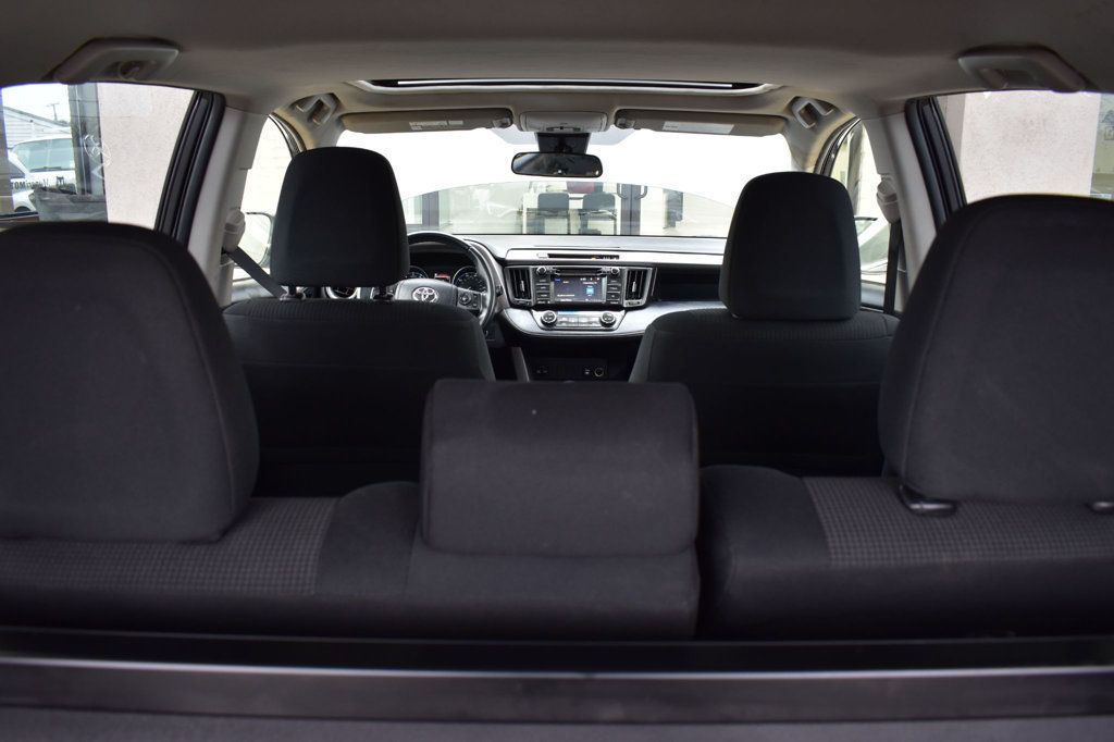 2017 Toyota RAV4 XLE AWD - 22965079 - 46