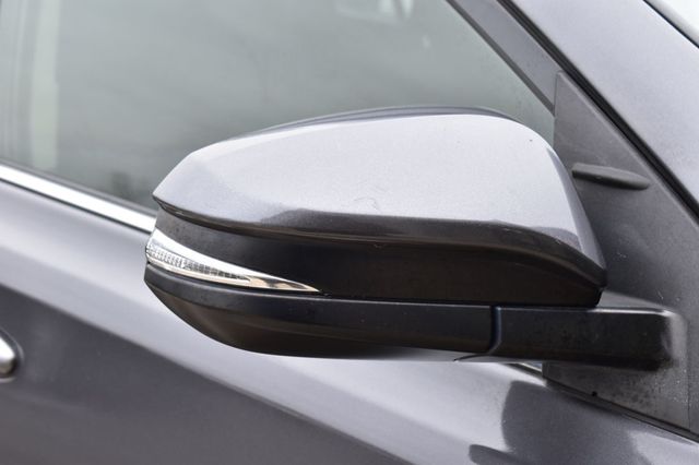 2017 Toyota RAV4 XLE AWD - 22965079 - 52