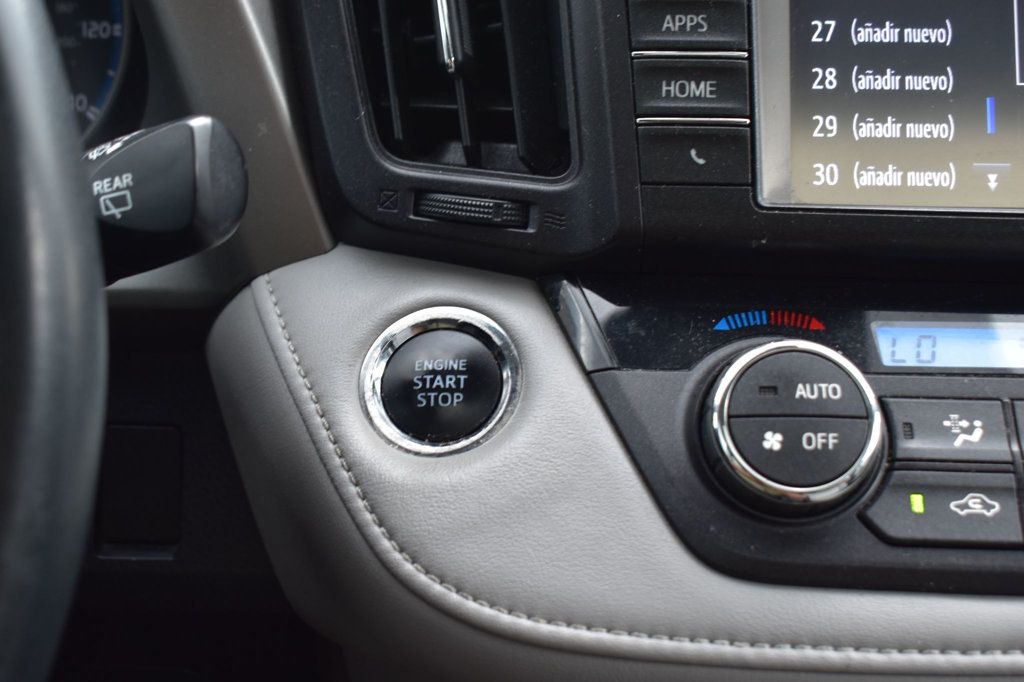 2017 Toyota RAV4 XLE AWD - 23046296 - 34