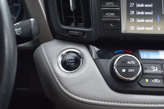 2017 Toyota RAV4 XLE AWD - 23046296 - 34