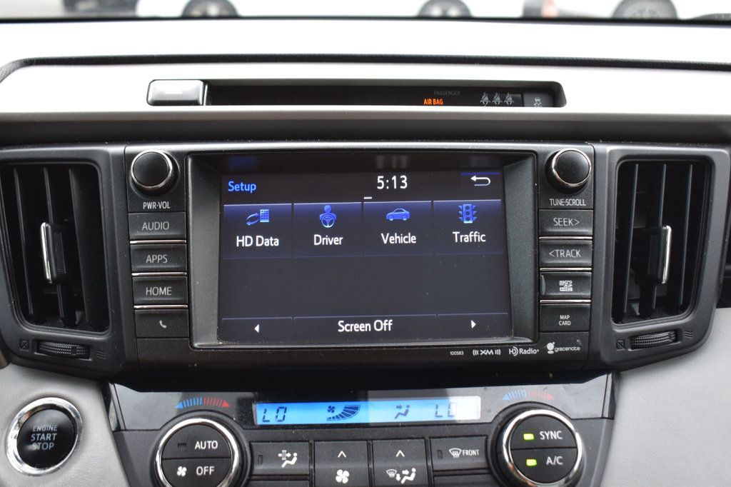 2017 Toyota RAV4 XLE AWD - 23046296 - 43