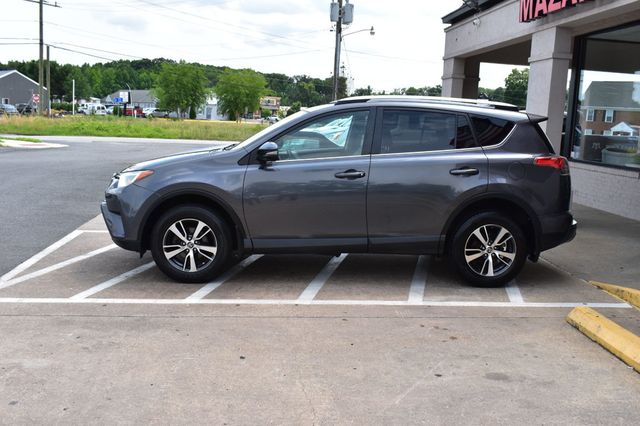 2017 Toyota RAV4 XLE AWD - 23046296 - 7