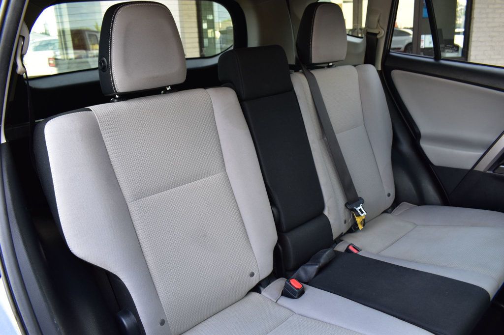 2017 Toyota RAV4 XLE AWD - 23069848 - 22