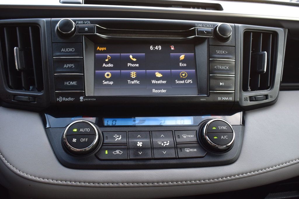2017 Toyota RAV4 XLE AWD - 23069848 - 33