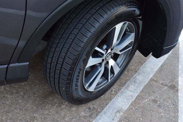 2017 Toyota RAV4 XLE AWD - 23069848 - 47