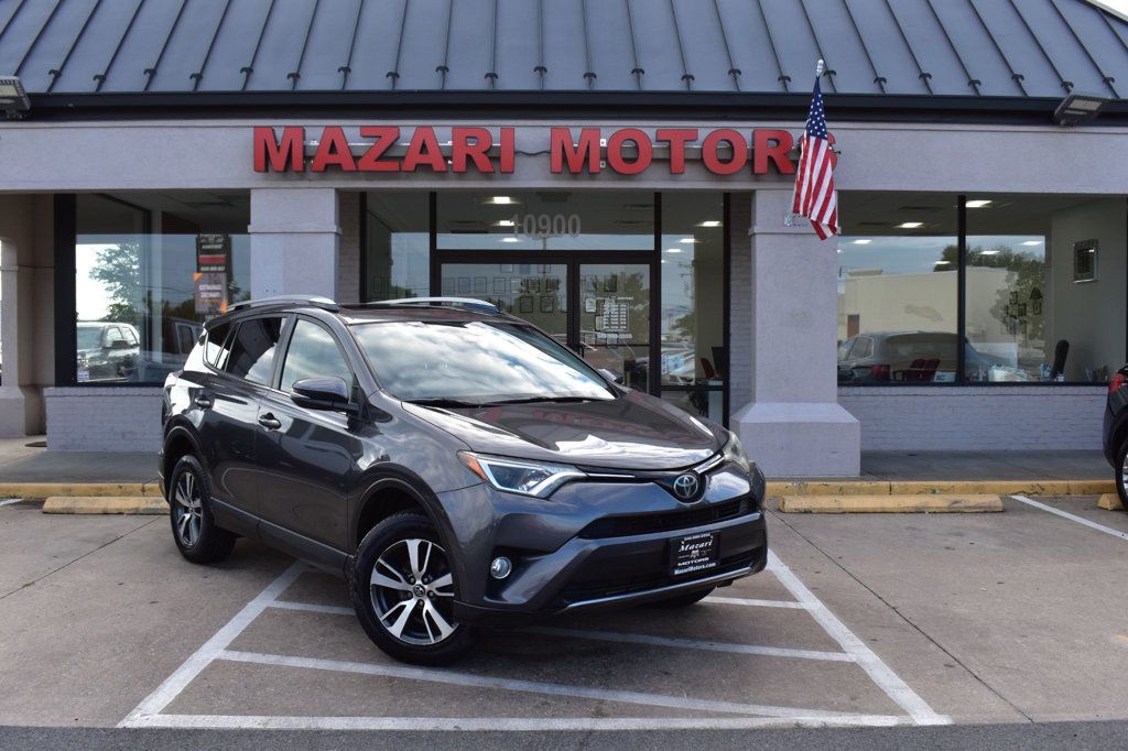 2017 Toyota RAV4 XLE AWD - 23069848 - 52