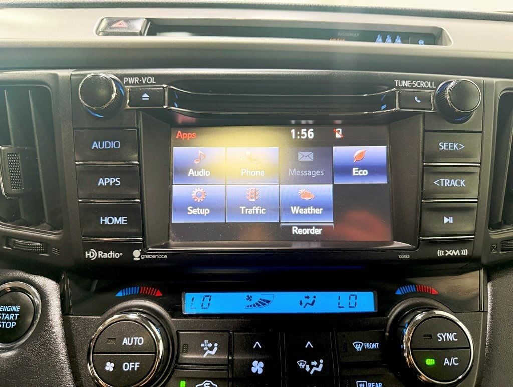 2017 Toyota RAV4 XLE AWD - 22884125 - 16