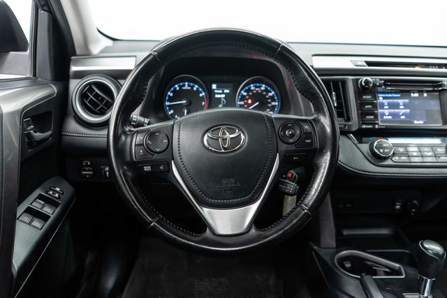 2017 Toyota RAV4 XLE AWD - 23045075 - 14