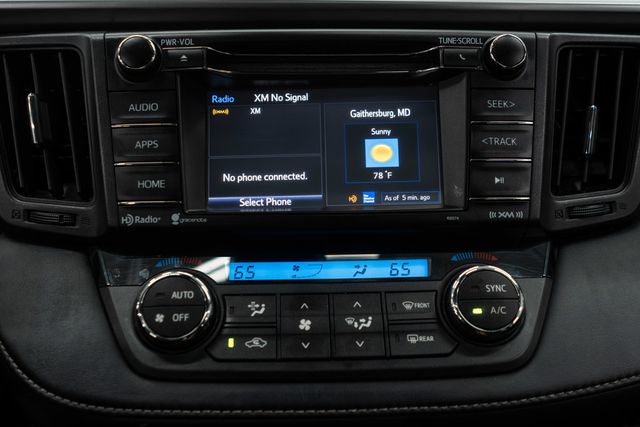 2017 Toyota RAV4 XLE AWD - 23045075 - 17