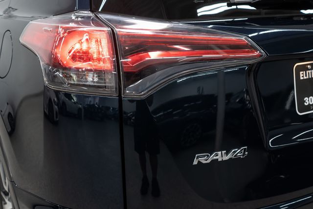 2017 Toyota RAV4 XLE AWD - 23045075 - 34