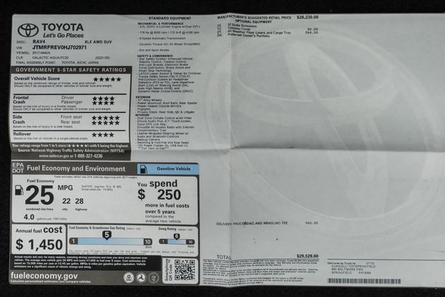 2017 Toyota RAV4 XLE AWD - 23045075 - 40
