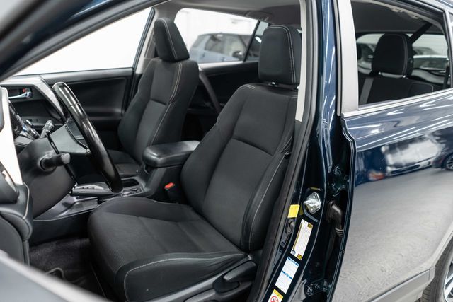 2017 Toyota RAV4 XLE AWD - 23045075 - 8