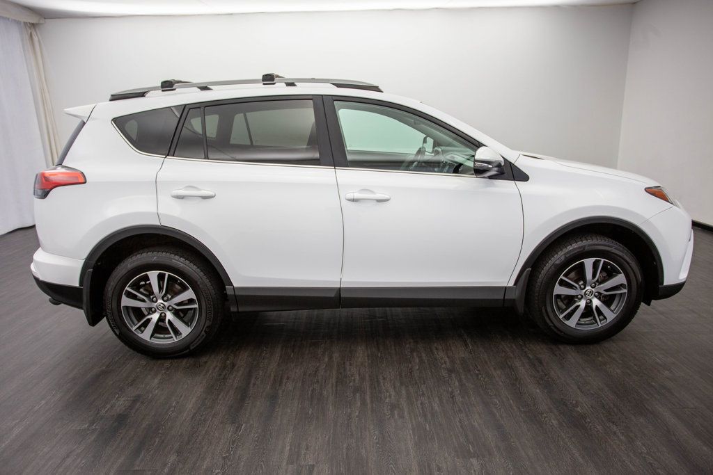 2017 Toyota RAV4 XLE AWD - 22468002 - 5