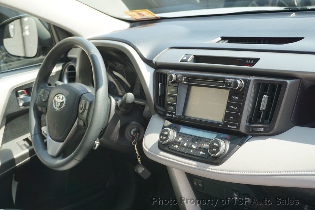2017 Toyota RAV4 XLE AWD - 23004249 - 15