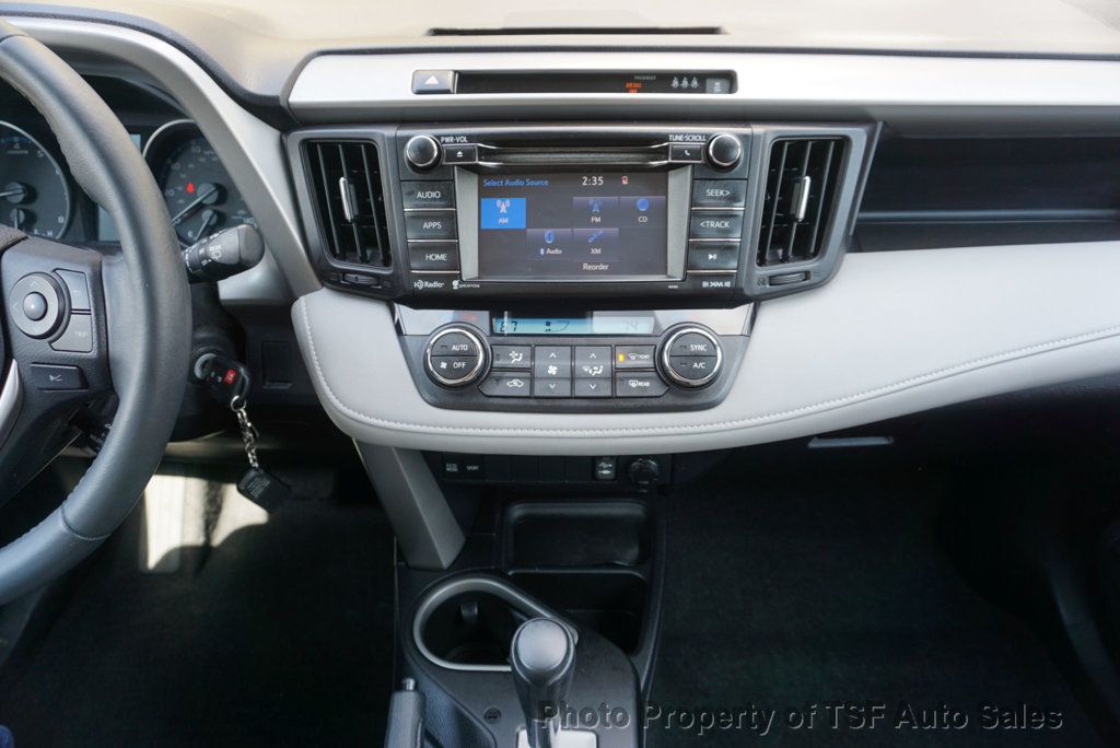 2017 Toyota RAV4 XLE AWD - 23004249 - 16