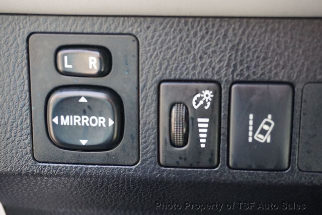 2017 Toyota RAV4 XLE AWD - 23004249 - 27