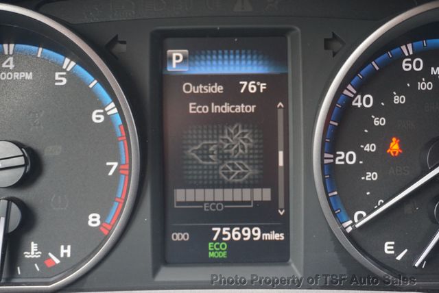 2017 Toyota RAV4 XLE AWD - 23004249 - 31