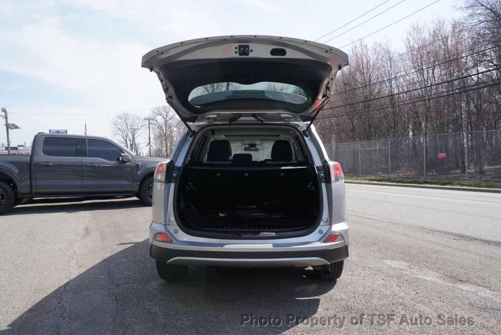 2017 Toyota RAV4 XLE AWD - 23004249 - 33