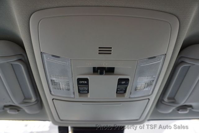 2017 Toyota RAV4 XLE AWD - 23004249 - 34