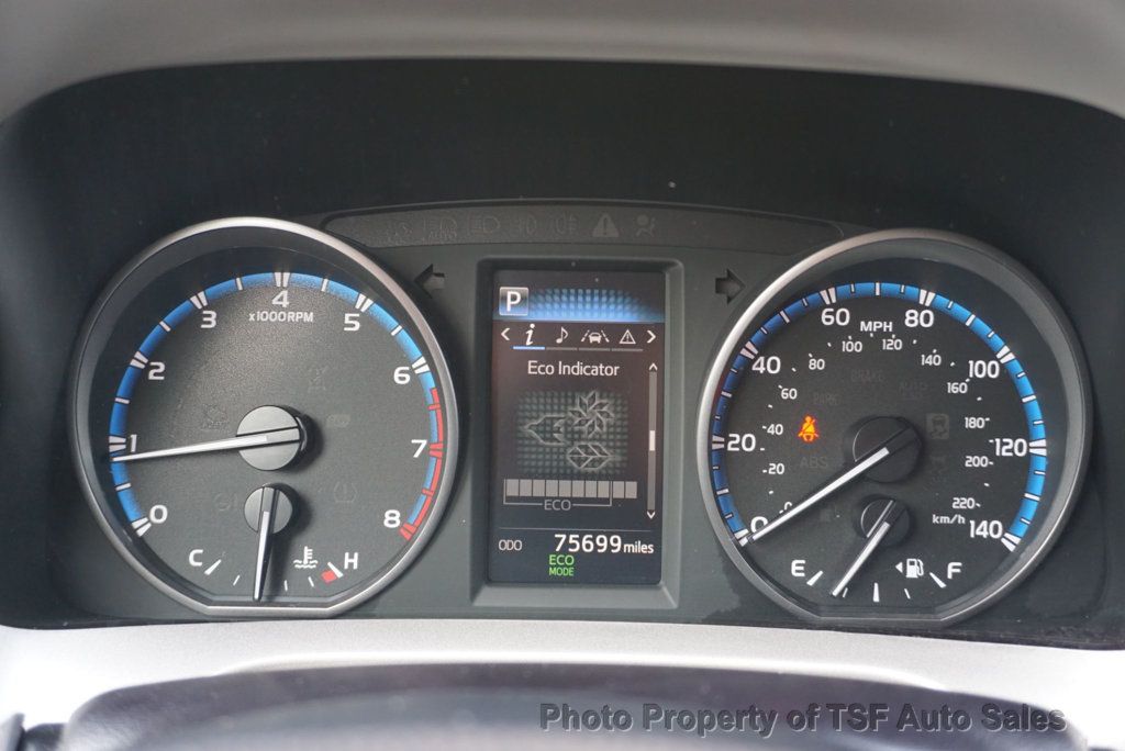 2017 Toyota RAV4 XLE AWD - 23004249 - 36