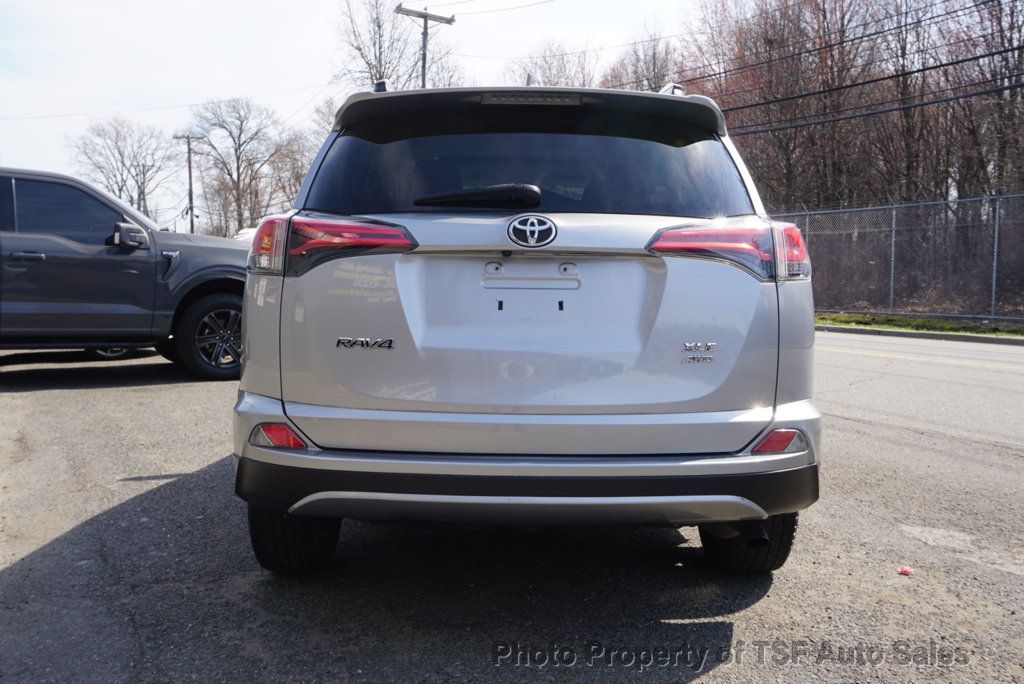 2017 Toyota RAV4 XLE AWD - 23004249 - 5