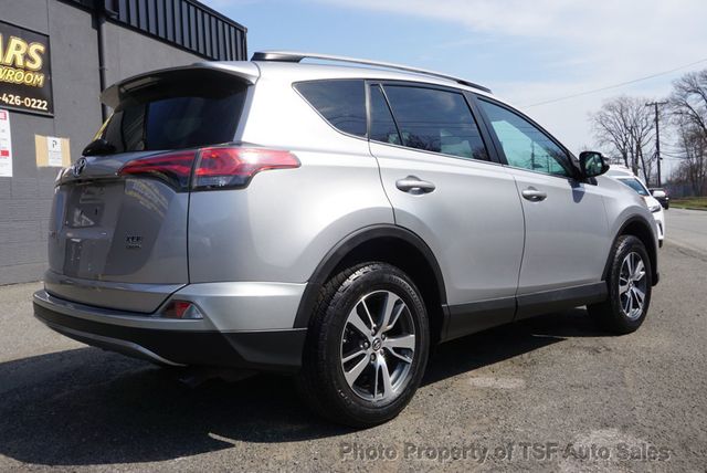2017 Toyota RAV4 XLE AWD - 23004249 - 6