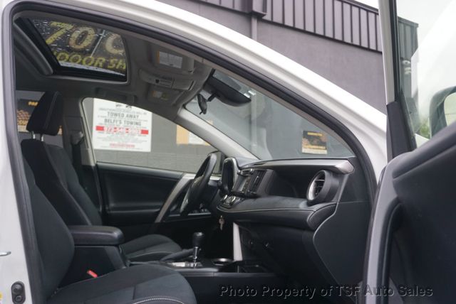 2017 Toyota RAV4 XLE AWD - 23023656 - 10