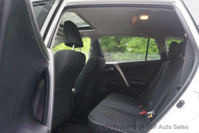 2017 Toyota RAV4 XLE AWD - 23023656 - 11