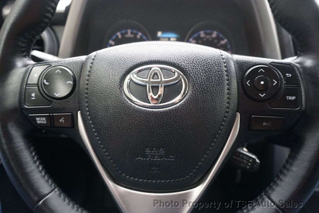 2017 Toyota RAV4 XLE AWD - 23023656 - 22