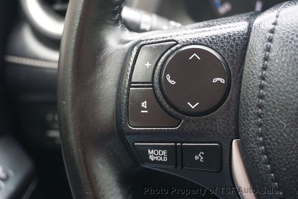 2017 Toyota RAV4 XLE AWD - 23023656 - 23