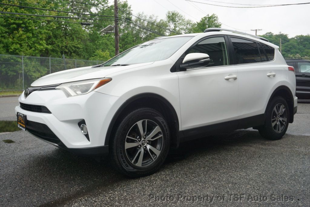 2017 Toyota RAV4 XLE AWD - 23023656 - 2
