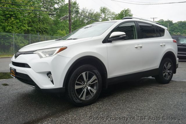 2017 Toyota RAV4 XLE AWD - 23023656 - 2