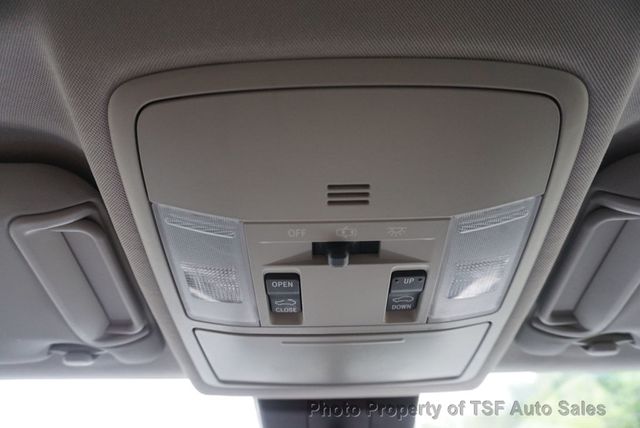 2017 Toyota RAV4 XLE AWD - 23023656 - 29