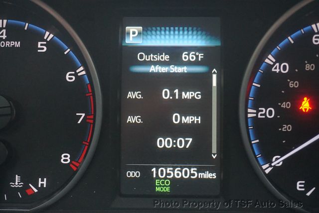 2017 Toyota RAV4 XLE AWD - 23023656 - 33